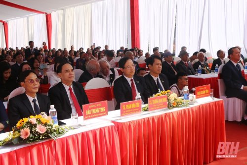 toan c_nh l_ k_ ni_m 60 npm thanh l_p tr&sup2;_ng.jpg